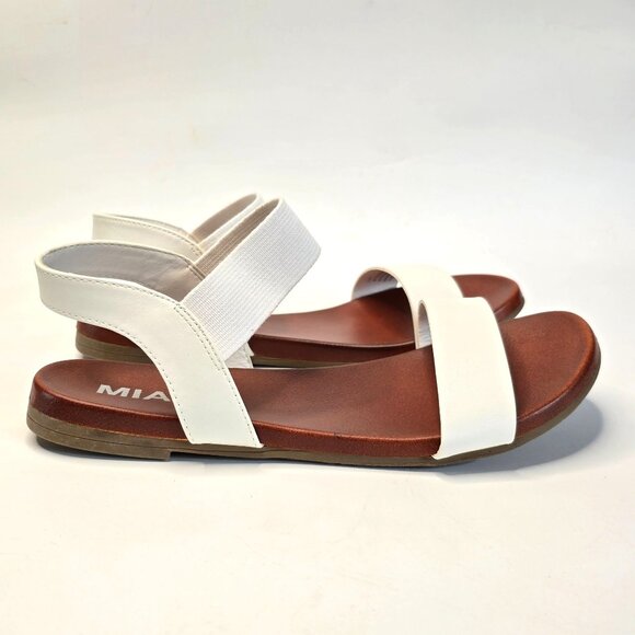 MIA Flat Elastic Strap Sandals Size 8 White Faux Leather Casual Summer Shoes NIB - Picture 2 of 9